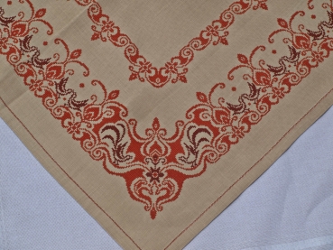 Victoria tablecloth