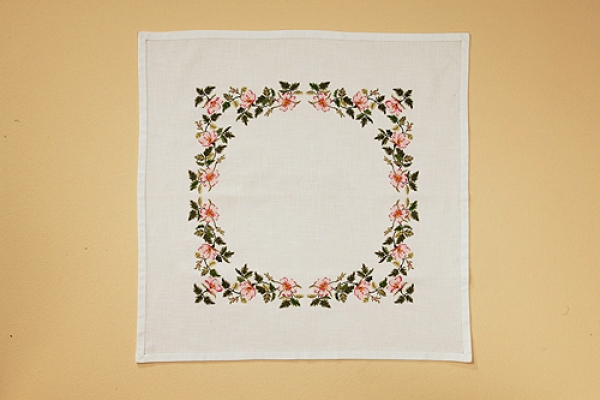 Rosemarie tablecloth